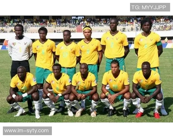 彪马推出2025非洲杯决赛专用足球彰显品牌独特魅力与决胜时刻的激情 彪马推出2025非洲杯决赛专用足球彰显品牌独特魅力与决胜时刻的激情