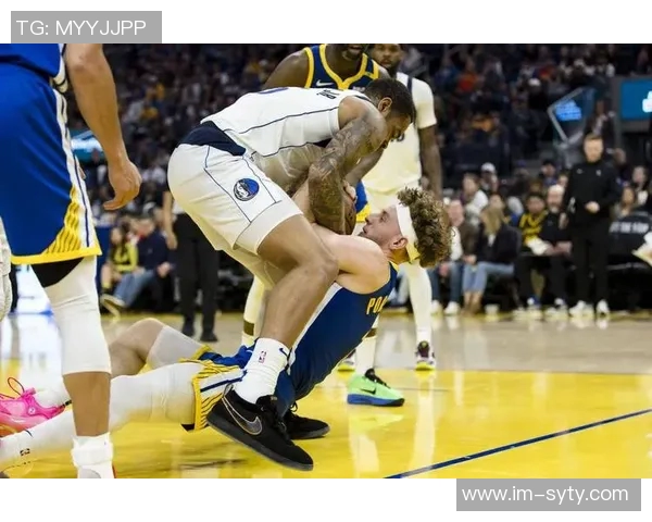 独行侠对决掘金克莱与克里斯蒂出战可能性微小华盛顿出战状态待定 独行侠对决掘金克莱与克里斯蒂出战可能性微小华盛顿出战状态待定